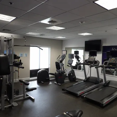 Holiday Inn Express & Suites HUNTSVILLE AIRPORT by IHG
