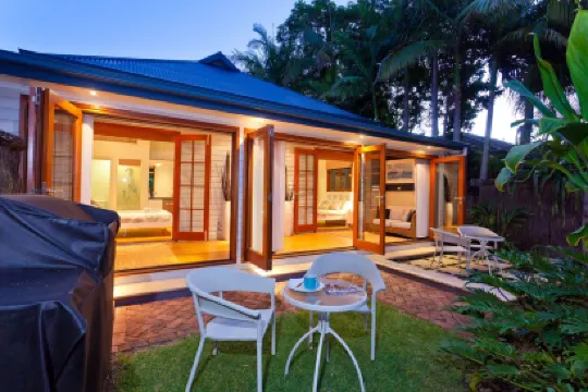 海灣避風港小屋賓館