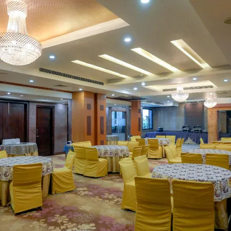 Hotel Leela Grande