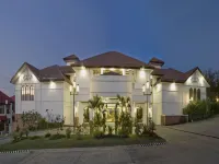 Plaza Del Norte Hotel and Convention Center Hotels near Museo Ilocos Norte