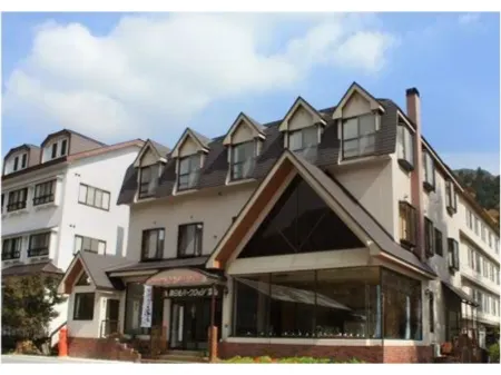 Okunikko Park Lodge Miyama Отели рядом с достопримечательностью «Озеро Чунцзи»