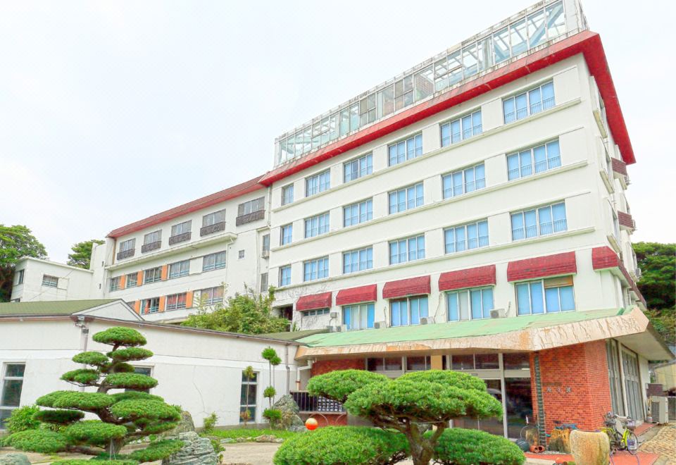 hotel overview picture
