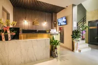 Central Hotel