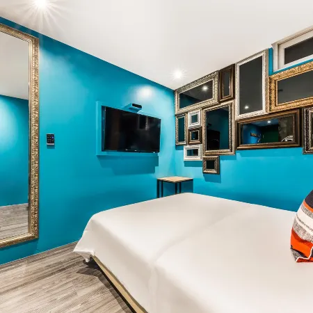 Reunion Hotel Piano Отели рядом с достопримечательностью «Станция метро Sangbong»