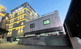 Changwon Jinhae Hotel Two Heart