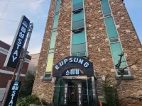 Gyeongju Eupseong Stay Hotels near Cheonmachong