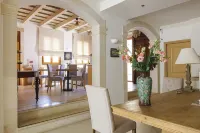 Z Boutique Hotel