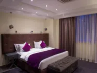 The Francis Hotel
