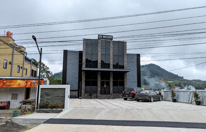 Charaka Grande