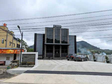 Charaka Grande Отели в г. Kejajar