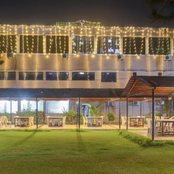 Hotel Raj Palace