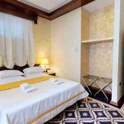 Historic Boutique Hotel Cattaro Rooms