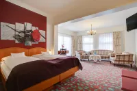 Ina Hotel Consul Các khách sạn ở Kiel