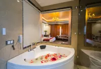 The Highland Park - A Truly River Side Resort - Küvet