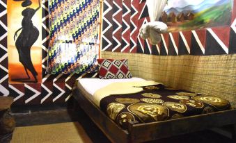 Red Rocks Rwanda - Double Room with Shared Bathroom