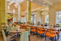 Hilton Garden Inn Dover - breakfast