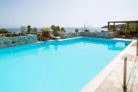 Vathi Hotel - Swimmingpools