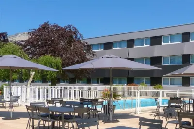Novotel Caen Côte de Nacre Hotels near CAEN RAILWAY STATION