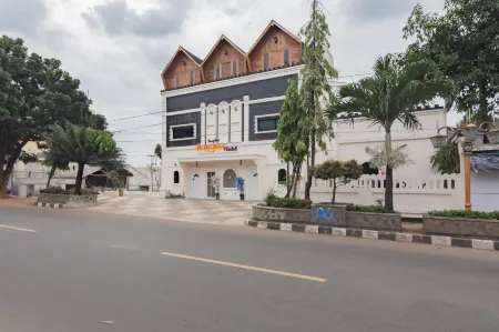 Urbanview Hotel Kangen Bungalow Purwakarta by RedDoorz