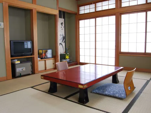Hashimotoya Ryokan - 2-Star