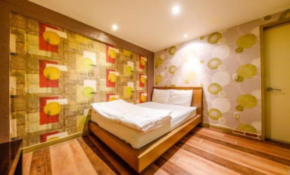 1. 아모르모텔..