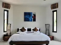 The Gleam Resort