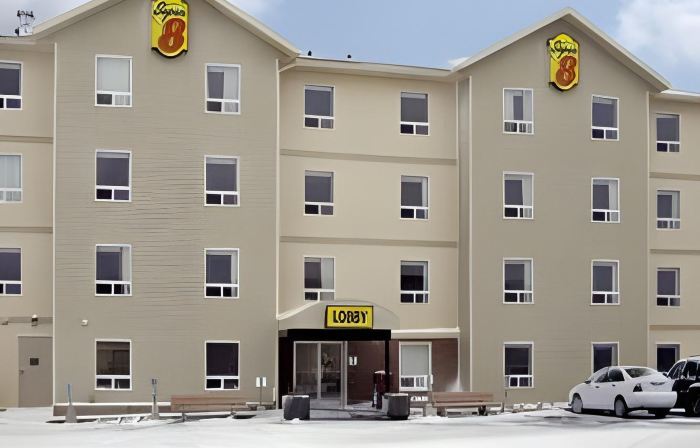 Super 8 by Wyndham Yellowknife