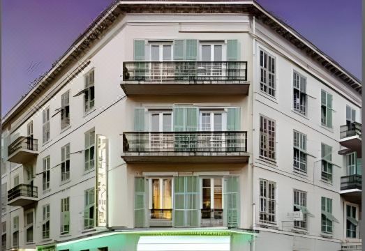 생 고타르 리모델링 객실