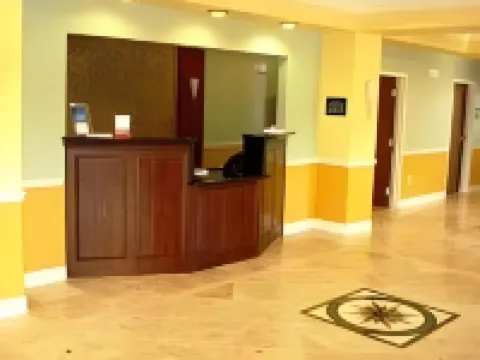 Super 8 by Wyndham Rosenberg TX ローゼンバーグのホテル