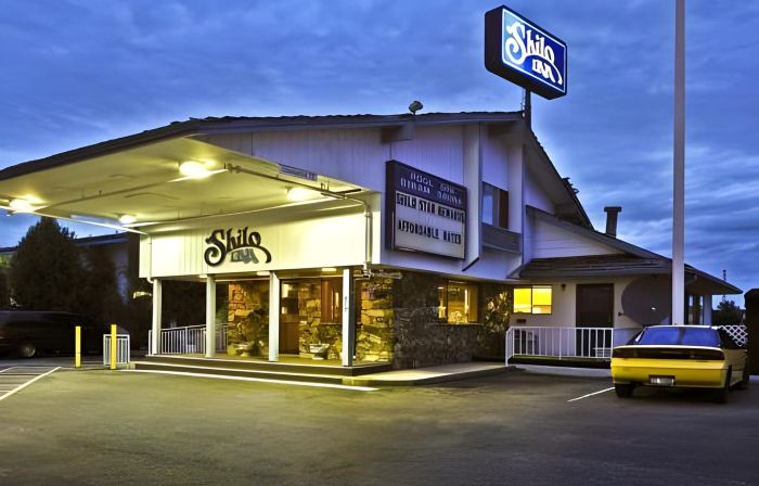 Nampa Inn & Suites