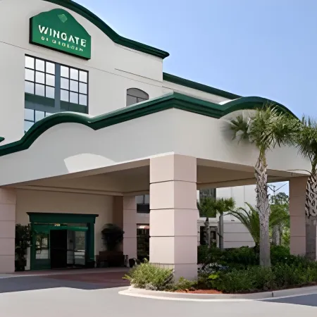 Holiday Inn Express & Suites JACKSONVILLE AIRPORT by IHG