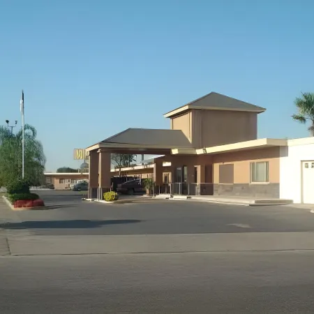 Village Inn
