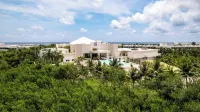 Selection Riviera Cancun Hotels in Puerto Morelos