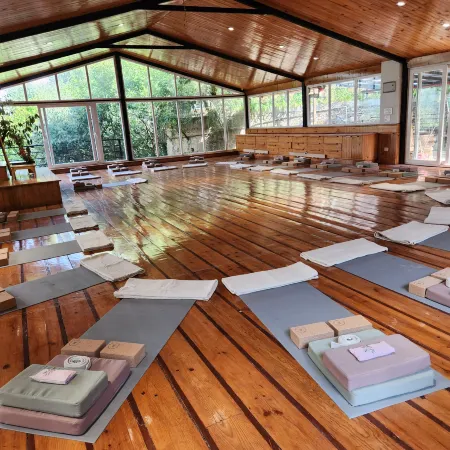 Dunagiri Retreat