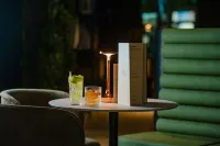DoubleTree by Hilton Malta - bar
