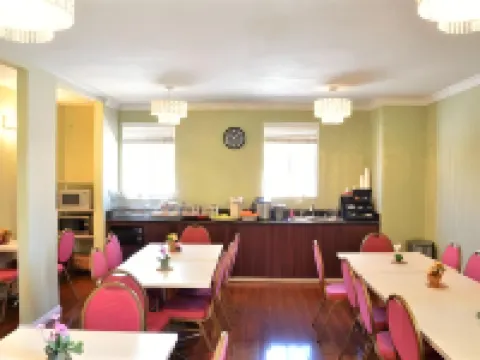 โรงแรม พาซิฟิค การ์เดน โรงแรมในกาดินา