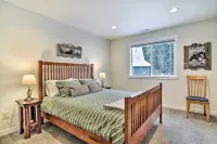 Family-Friendly Packwood Retreat w/ Deck! - Wifi