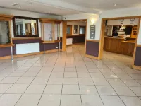 The Greyhound Hotel Hotels in Leigh