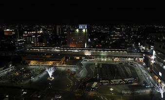 3. 도미 인 마에바..