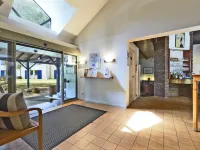 Greet Hotel Villeneuve La Garenne Hotels in Villeneuve-la-Garenne