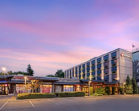 Best Western Plus Barclay Hotel Hotels in Alberni-Clayoquot