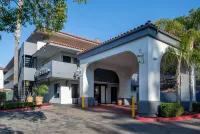 Super 8 by Wyndham Bedford Hotels in Bedford County