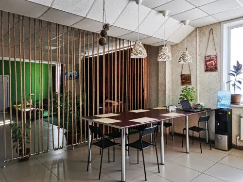 Capsule Tolmachevo Hotels in Ob