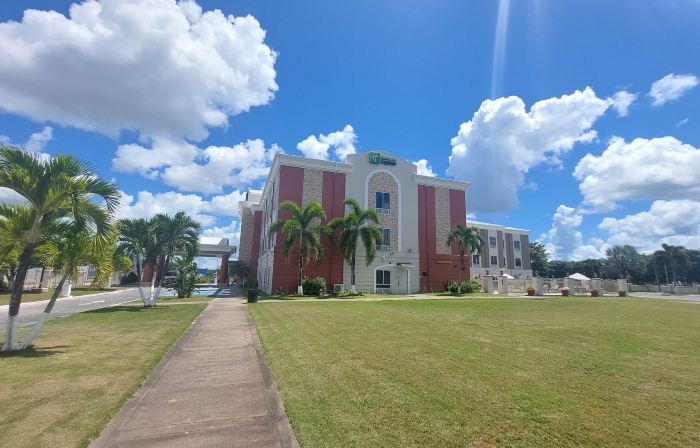 Holiday Inn Express & Suites TRINCITY TRINIDAD AIRPORT by IHG