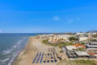 Ostrakon Suites - Private Pools