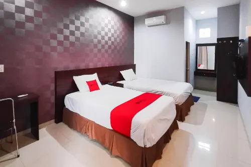 RedDoorz Syariah Near Lotte Grosir Medan
