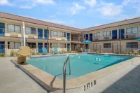 Motel 6 Venice, FL - Beach