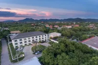 Privacy Residence Lopburi Hotels near Phra Prang Sam Yot