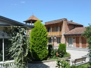 Ampelo Resort