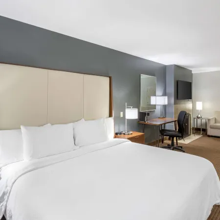 Best Western Plus CottonTree Inn